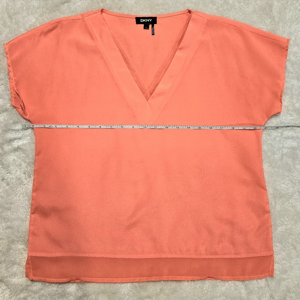 NEW DKNY Coral Pink V-Neck Lightweight Chiffon Blouse Size S Sheer Casual Office - Picture 7 of 10